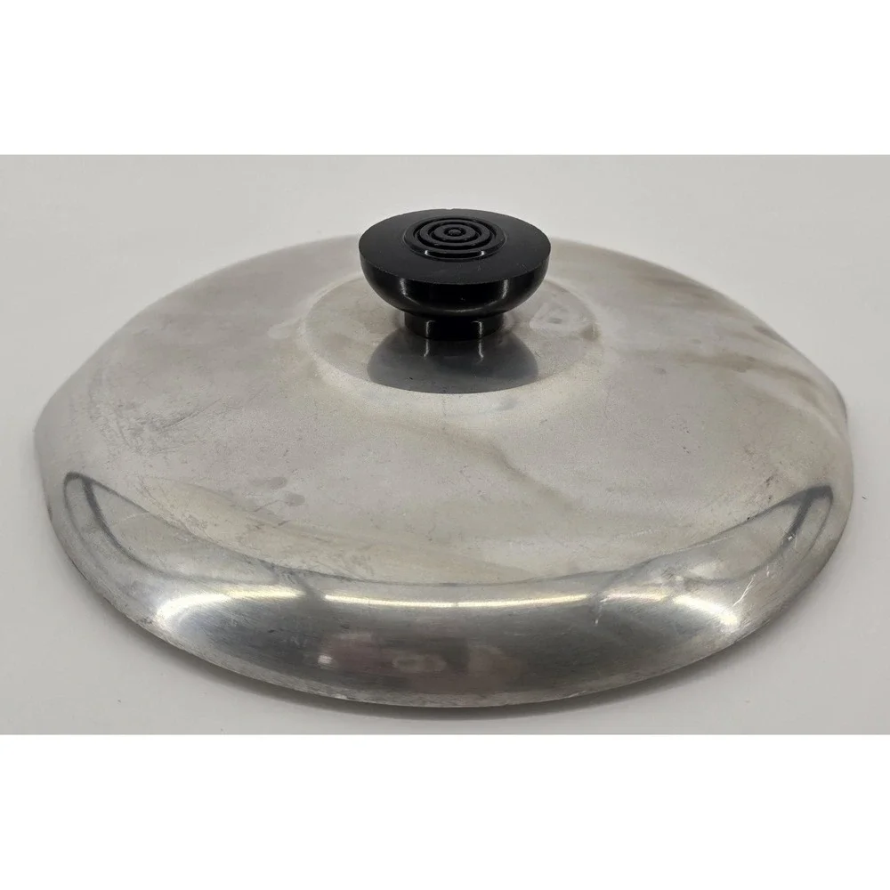 Vintage Wagner Ware Magnalite Double Spout 8
